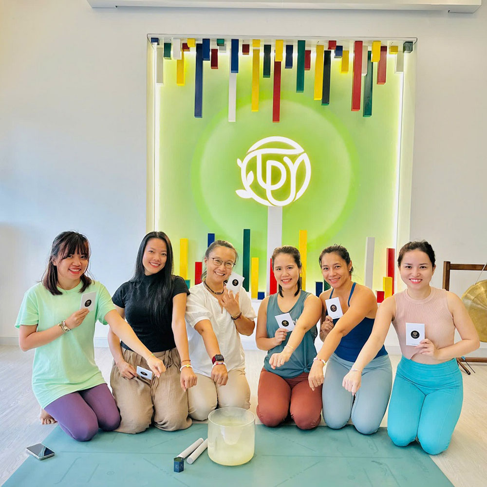 Lớp yoga cộng đồng